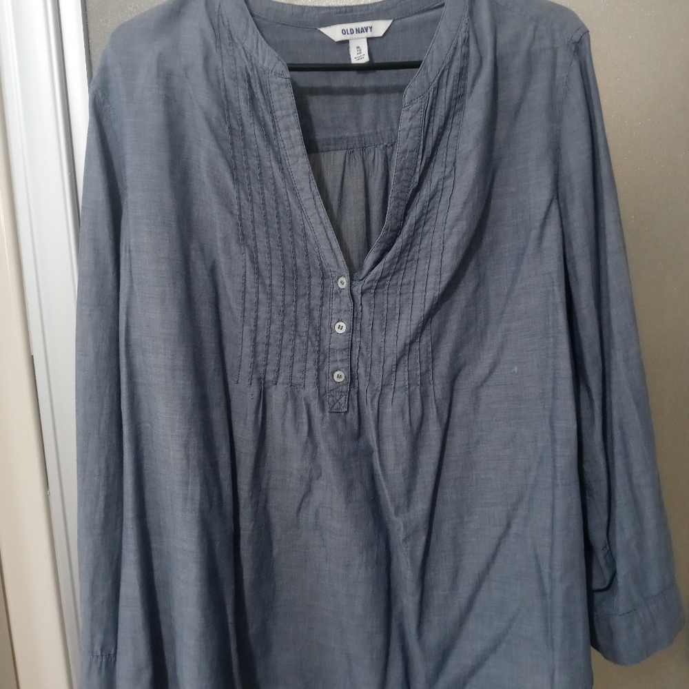 Denim Old Navy blouse